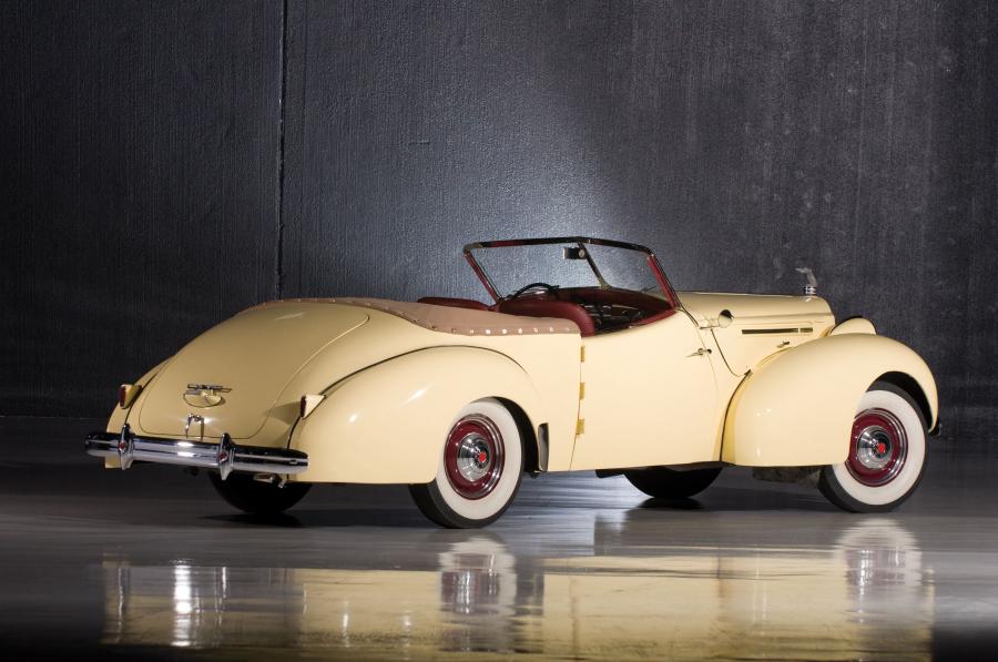  Packard 120 convertible Victoria by Darrin 1939 года  (фото 7 из 11)